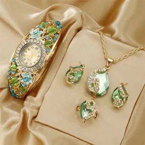 A Delicate Fashion Watch Featuring a Vintage Royal Style with Cloisonné Floral Designs, Accompanied by a Versatile Jewelry Set. This Elegant Statement Piece Is Ideal for Women And Makes a Perfect Gift for Easter Or Mother'S Day, Without Battery
