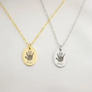 Custom Baby Fingerprint Necklace Engraved Stainless Steel Oval Pendant Keepsake Gift Silver Gold Plating Adjustable Chain Personalized Jewelry