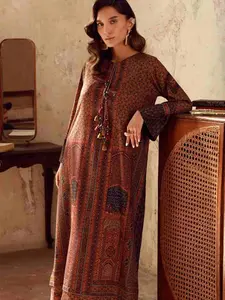 Manto Premium Fabric Suit - For Men and Women - Timeless Elegance for Every Occasion - Casual Wear with Cultural Rejuvenation - Womenswear