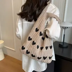 Knitted Love Heart Tote Bag: Sophisticated, Delicate, Fresh, Simple, Fashionable Single-Shoulder Shopping Bag stars casual