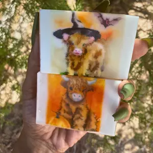 Highland Cow Fall Soap Gift Set, Pumpkin Pie Scent, Set of 5 Made With African Black Soap and Shea Butter