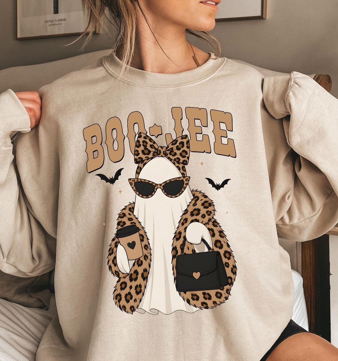 Boojee Ghost Sweatshirt, Leopard Print Halloween Sweatshirt, Cute Spooky Season Crewneck, Trendy Fall Festival Outfit, Retro Halloween Ghost Graphic Sweater, Funny Spooky Aesthetic Jumper, Cozy Fall Party Clothes, Spooky Halloween Gift for Women