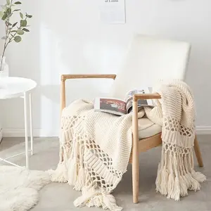 Solid Color Knitted Blanket – Soft Tassel Throw for Office Naps, Sofa, or Travel