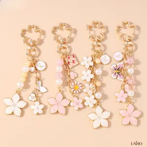 New Stylish Floral Key Ring Bag Charm, Personalized Butterfly Cherry Blossom Pendant, Lightweight Decor Accessory For Sports Outdoor Travel Handbags & Daily Car Keys