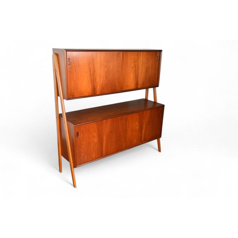 DOUBLE TIER DANISH MID CENTURY CREDENZA IN TEAK + OAK