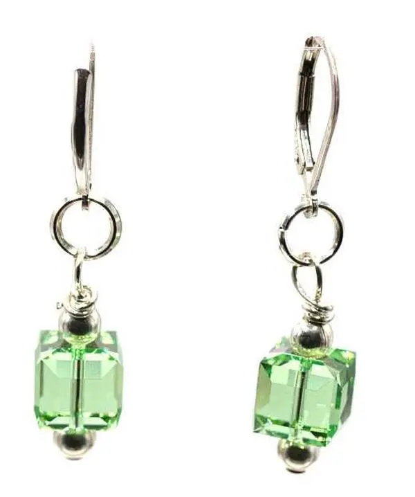 Women's 8mm Peridot Green Faceted Cube Shape Drop Earrings, Glinting Shine Single Pair Costume Jewelry