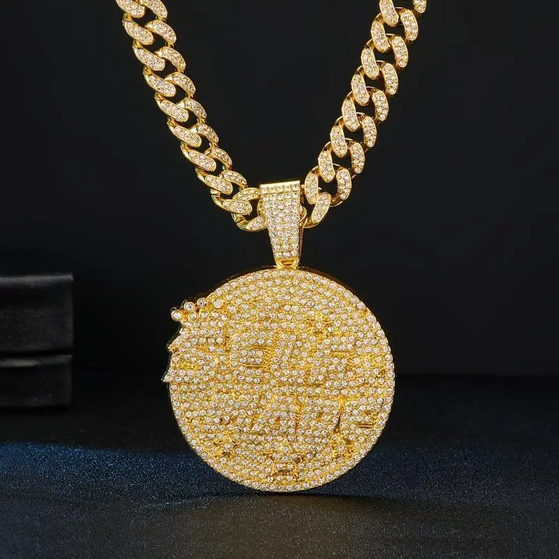 2pcs Iced Out Street Style Full Rhinestone Round "SELF MADE" Words Pendant with Iced Out Miami Cuban Chain Bling Rhinestone Pendant Necklace 2pcs Iced Out Street Style Full Rhinestone Round "SELF MADE" Words Pendant with Iced Out Miami Cuban Chain Bling Rhinestone Pendant Necklace