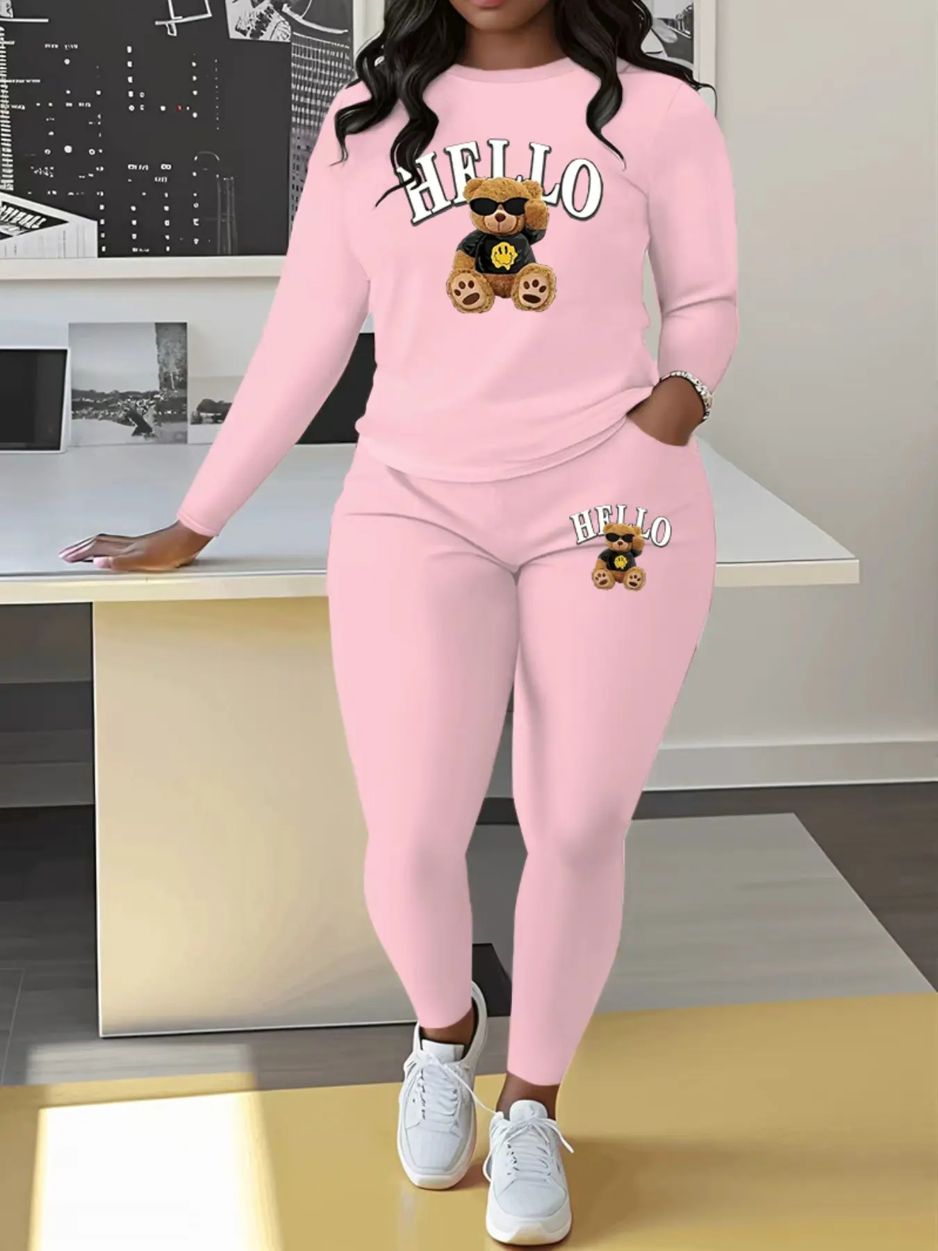 Women's Fall Winter Fitted Plus Size Sporty Activewear, Workout Sets, Bear Hello Letter Print Long Sleeve Casual Pocket Jogger Pants Two-Piece Set Sweatsuit Sportswear Set