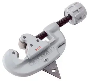 Ridgid 15-Inch Heavy-Duty Wheel Tube Cutter, Professional Pipe Cutter for Plumbing and Metal Tubing, Cutter Pipe Cutters