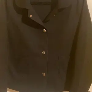 Women's Elegant Long Sleeve Wool Blend Coat Button Front Jacket, Casual Fitted Design with Pockets, Spring & Fall Fashion Outerwear for Muslim Ladies