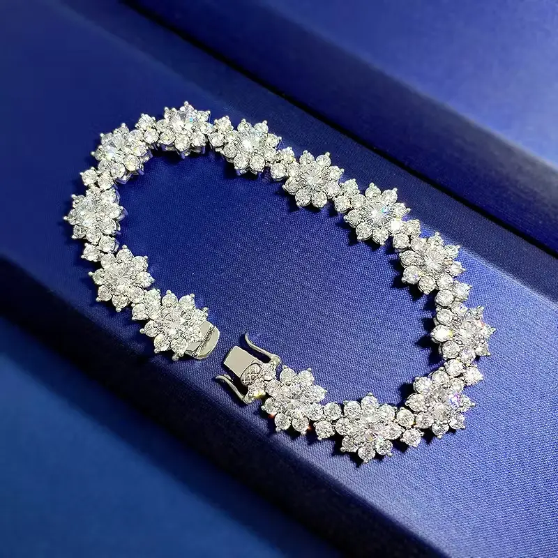 6.89inch Flower Moissanite Bangle Bracelet, 925 Sterling Silvery Wedding Bracelets for Women, 21.6cttw D color VVS1 Moissnaite, Bridal Engagement Jewelry for Women Men, Engagement Wedding Gifts for Women, Suitable for Daily Wear, Family Friend Couple