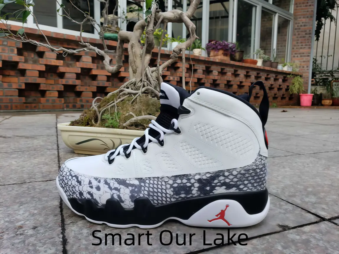 Crisp White High-Top Sneakers with Snakeskin Print Overlays for Bold Street Style