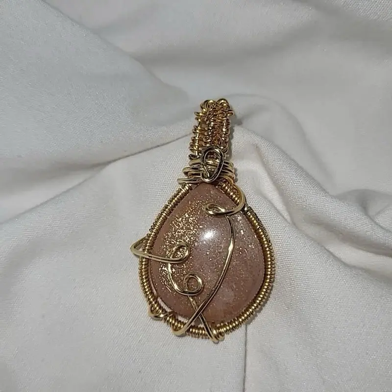 Shimmery Sunstone Pendant
