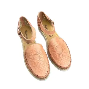 Huarache Sandal - Hippie Vintage Mexican Style Sunflower Motif Comfortable & Stylish Casual Outfit Shoes