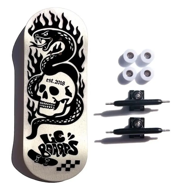 LC Boards Skull 98x34 Complete Fingerboard