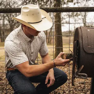 Vexil Brand – Western Pearl Polo - Tribal Board | White