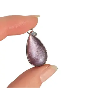 2 count Purple Lepidolite Mica Pendant Crystal Quartz Flash Gemstone Necklace Fashion Jewelry Women's