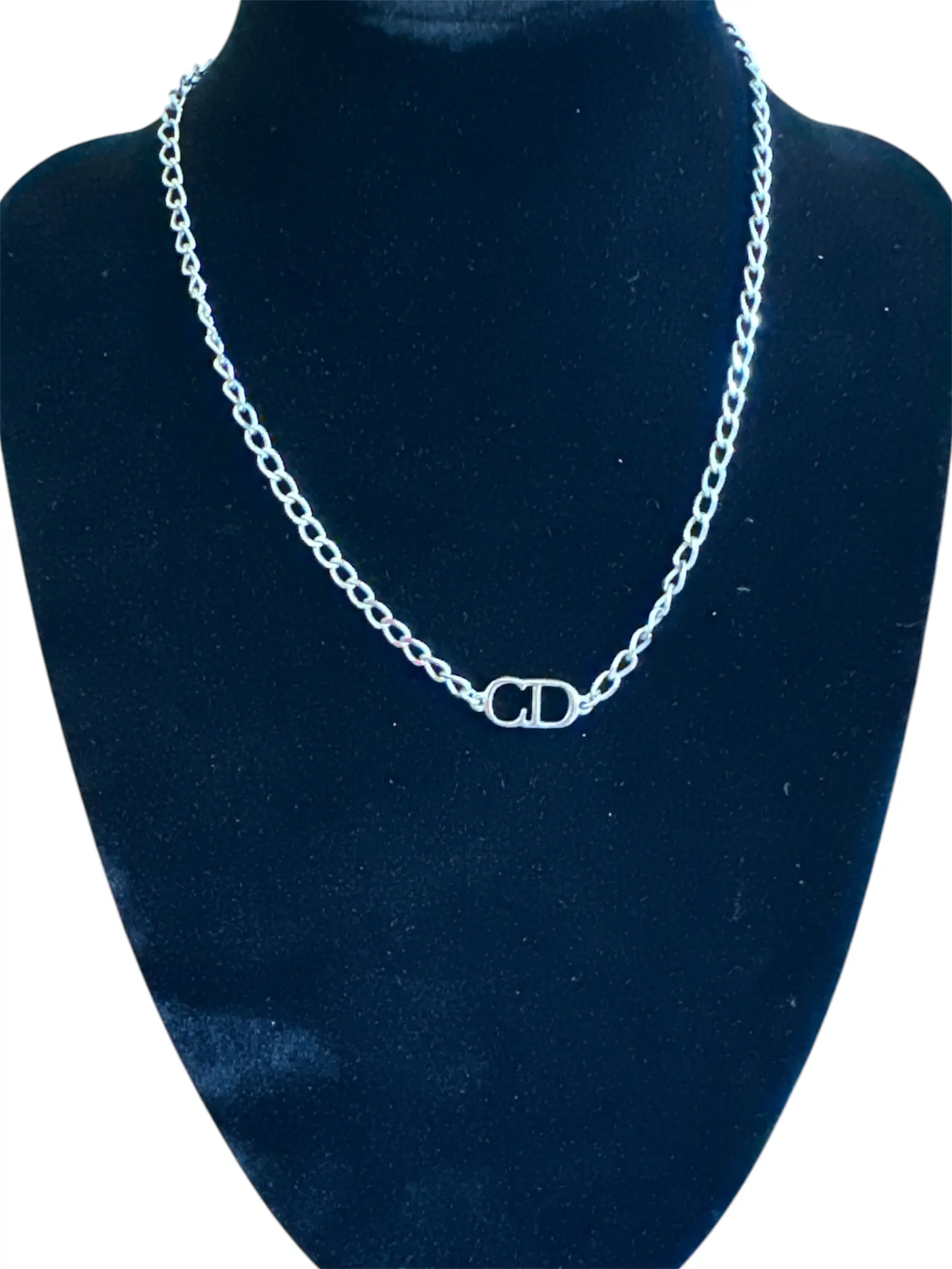 Pre-owned Christian Dior 15 Inch "CD" Necklace