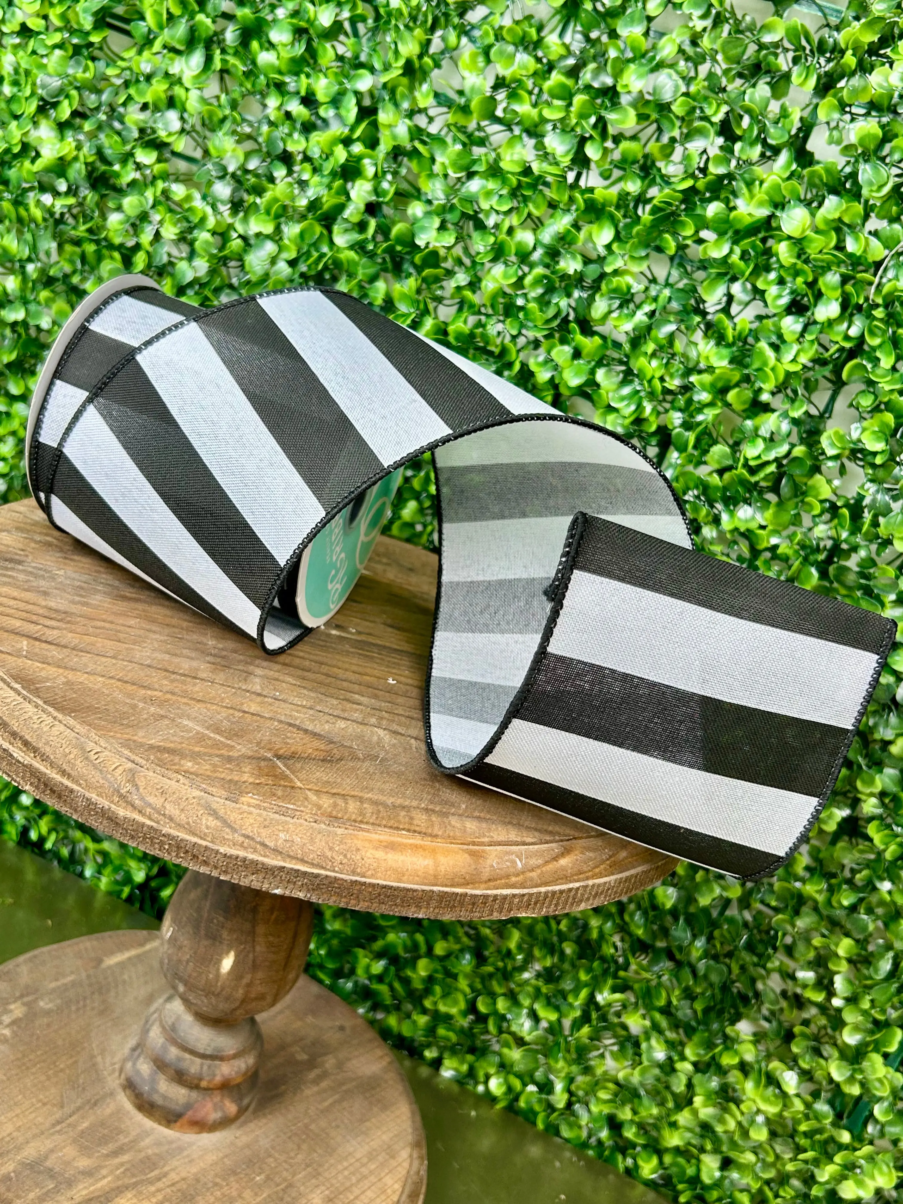 4 Inch By 10 Yard Black And White Wide Stripe Ribbon