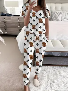 Cartoon Highland Cow Bow Print V-Neck Short Sleeve Pajama Set, Loose-Fitting Casual Sleepwear Loungewear for All Seasons, Two-Piece Home