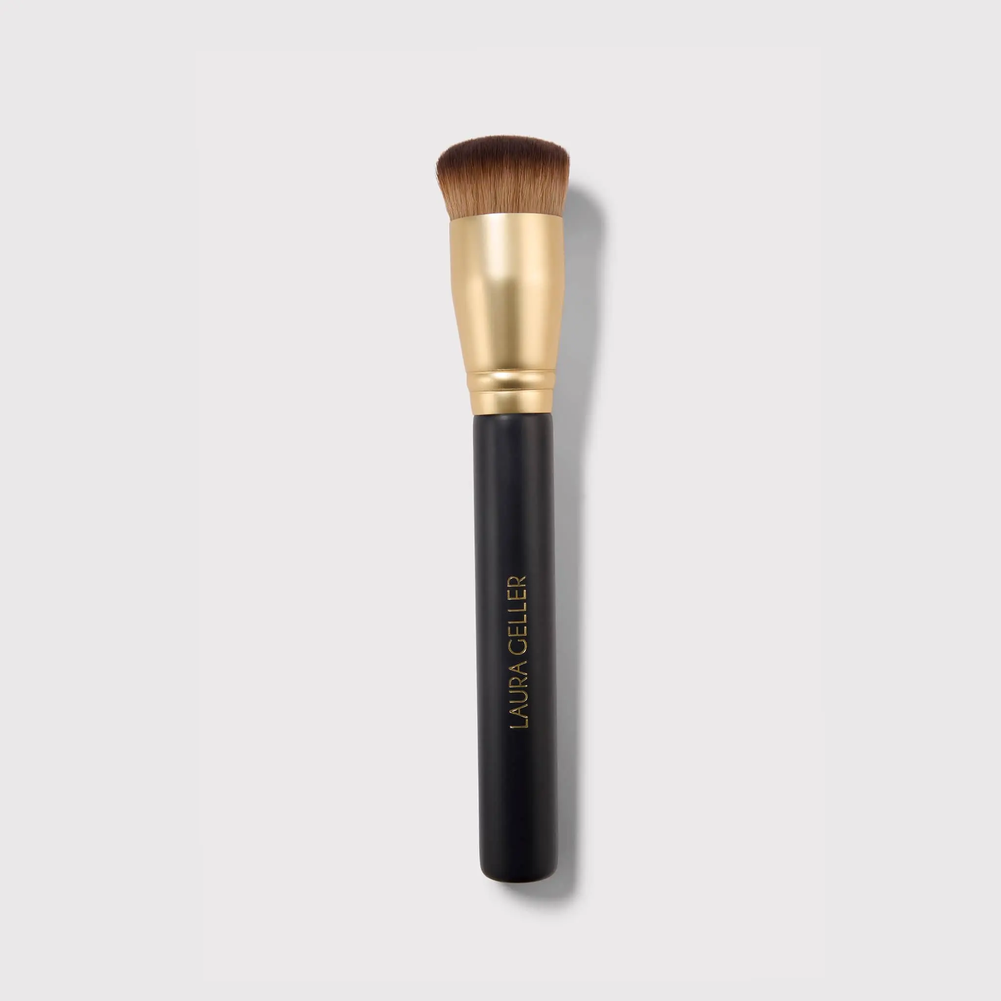 Laura Geller Full Coverage Foundation Blending Brush - Versatile Tool for Effective Foundation Application