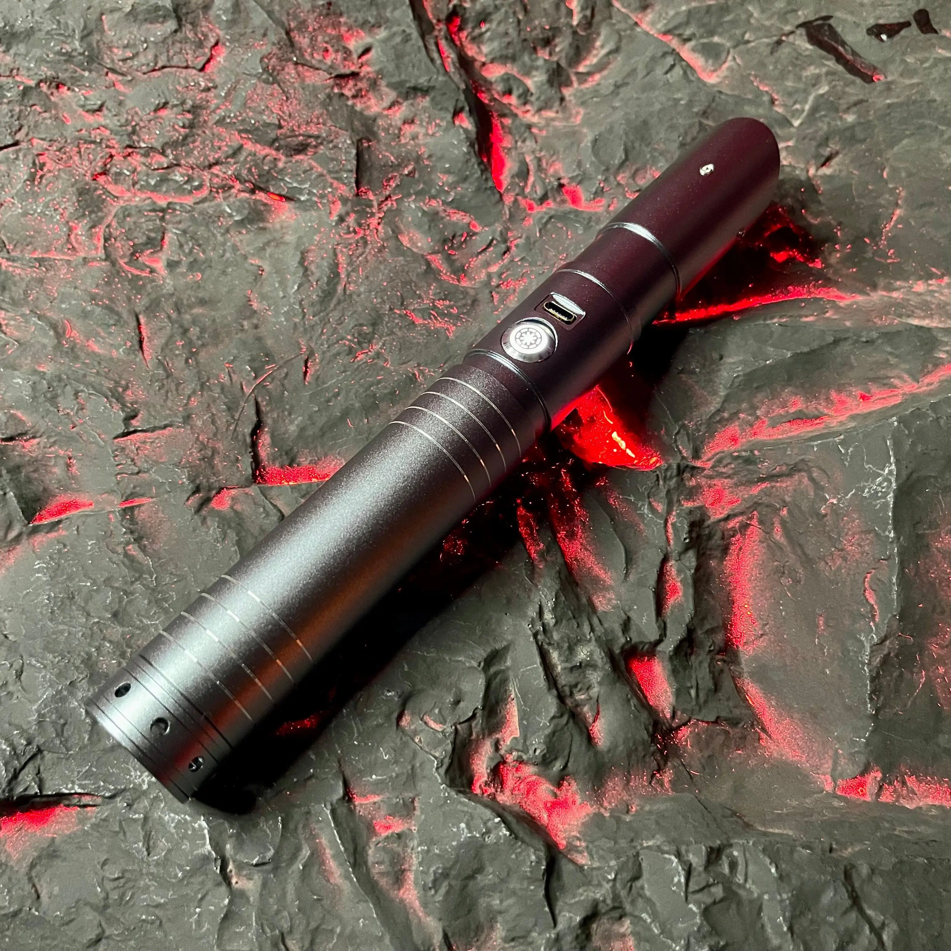 Crimson Dawn Padawan v2 Lightsaber – Custom Metal Hilt Dueling Saber