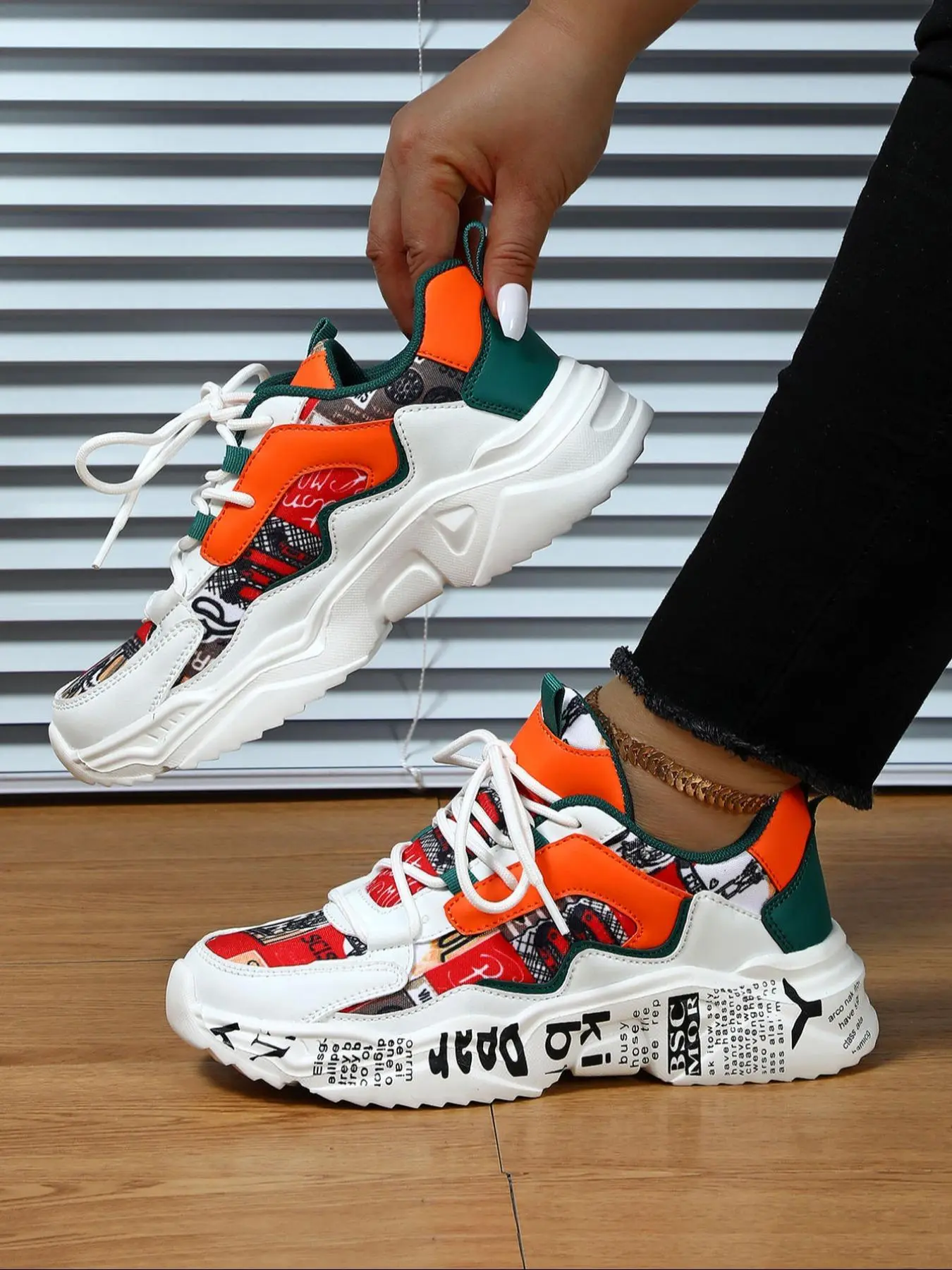 Boho Style Colorblock Letter Pattern Low Top Platform Sneakers, Casual Comfortable Sports Shoes for Women, Trendy All-match Sneakers for Daily Wear, Graphic Print Sneakers, Lace Up Sneakers, Trendy Fashion Sneaker