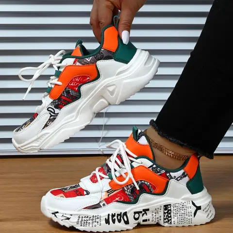Colorblock Letter Pattern Low-Top Platform Sneakers, Casual Comfortable Sports Shoes for Women, Trendy Versatile Lace-Up Graphic Print Sneakers for Daily Wear, Casual Athletic Sneakers