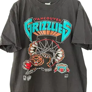 Vintage Vancouver Grizzlies basketball short sleeve black color shirt, Graphic tees, Streetwear, Short sleeve, cotton, Top, Menswear