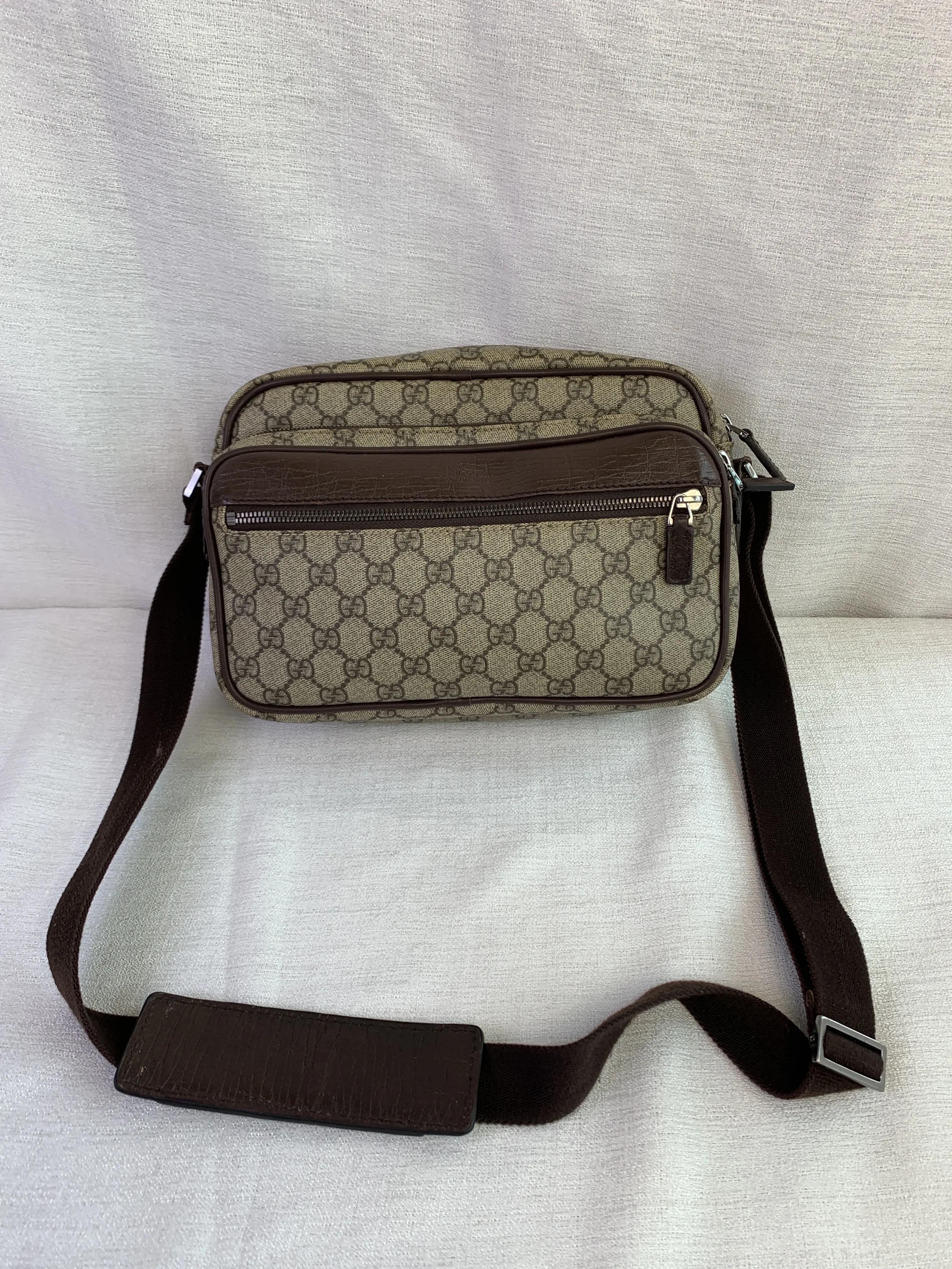 Pre-owned GUCCI GG Canvas Crossbody Camera Bag/WJ07125106/5106