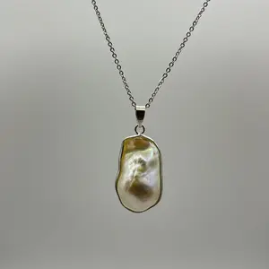 Legendary Pearl pendant/Freshwater /White Baroque/