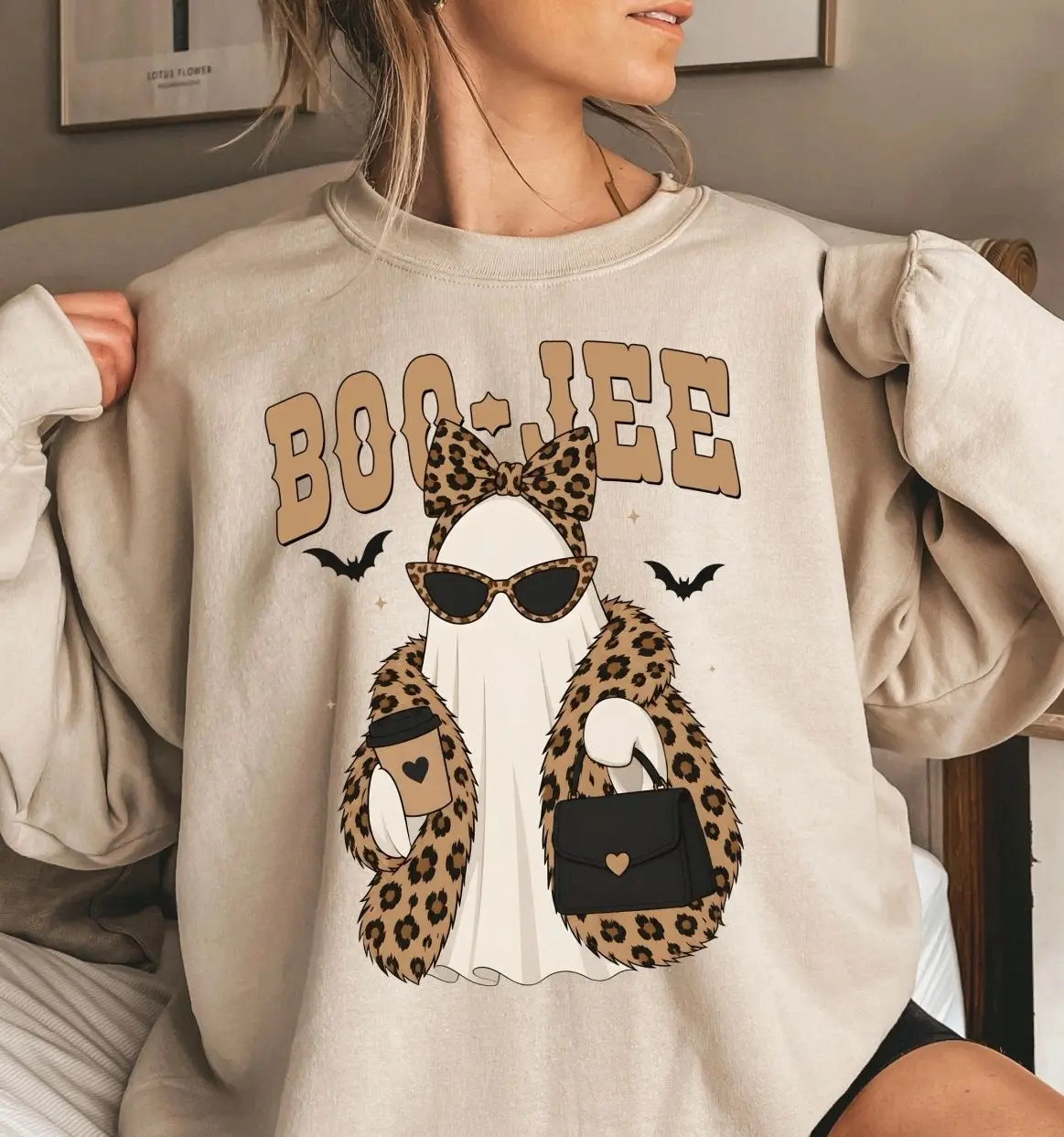 Boojee Ghost Sweatshirt, Leopard Print Halloween Sweatshirt, Cute Spooky Season Crewneck, Trendy Fall Festival Outfit, Retro Halloween Ghost Graphic Sweater, Funny Spooky Aesthetic Jumper, Cozy Fall Party Clothes, Spooky Halloween Gift for Women