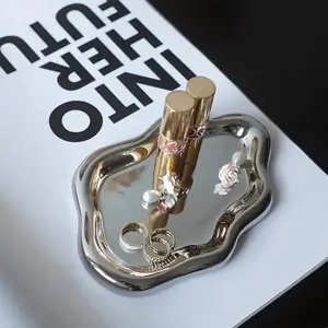 Cloud-Shaped Jewelry Tray, Single Layer Plastic Organizer for Perfume, Watches, Necklaces, Earrings, Artistic Desktop Decoration