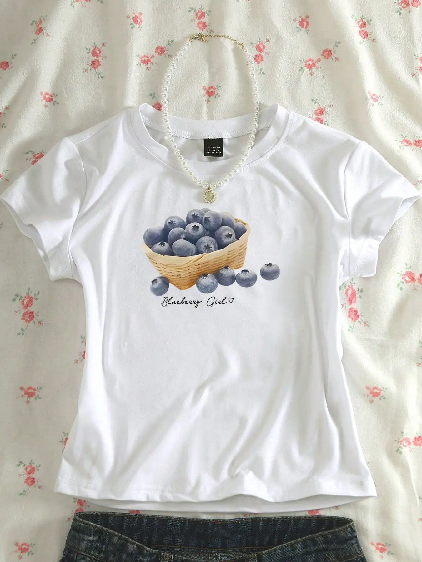 Y2K Coquette 'Blueberry Girl' Graphic T-Shirt, Soft Cotton Crew Neck, Round Neck Tee, Trendy Fruit Print Top for Aesthetic Outfits, Summer Casual Wear, Kawaii Style, Breathable Lightweight Short Sleeve T-Shirt for Women, Streetwear Fashion, Gift for Her