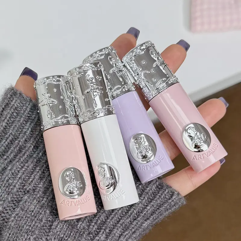 Swan Encounter Matte Velvet Lipstick Lipgloss Balm, Matte Lip Cream, Natural Velvety Texture, Light Shade, Easy to Apply, Enhancing Matte Finish