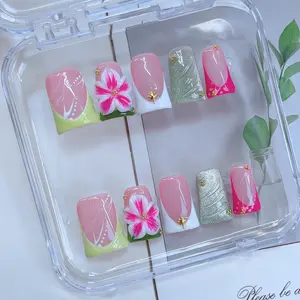 Y2K Style Fake Nails, Handmade 3D Flower & Green Cat Eye Design And Sparkling Rhinestone & Golden Bow And Golden Cross Decor Duck Nails, 10pcs/set Glossy Handmade Press On Nails, For Women & Girls DlY Nail Art, Nail Supplies, Short Nails