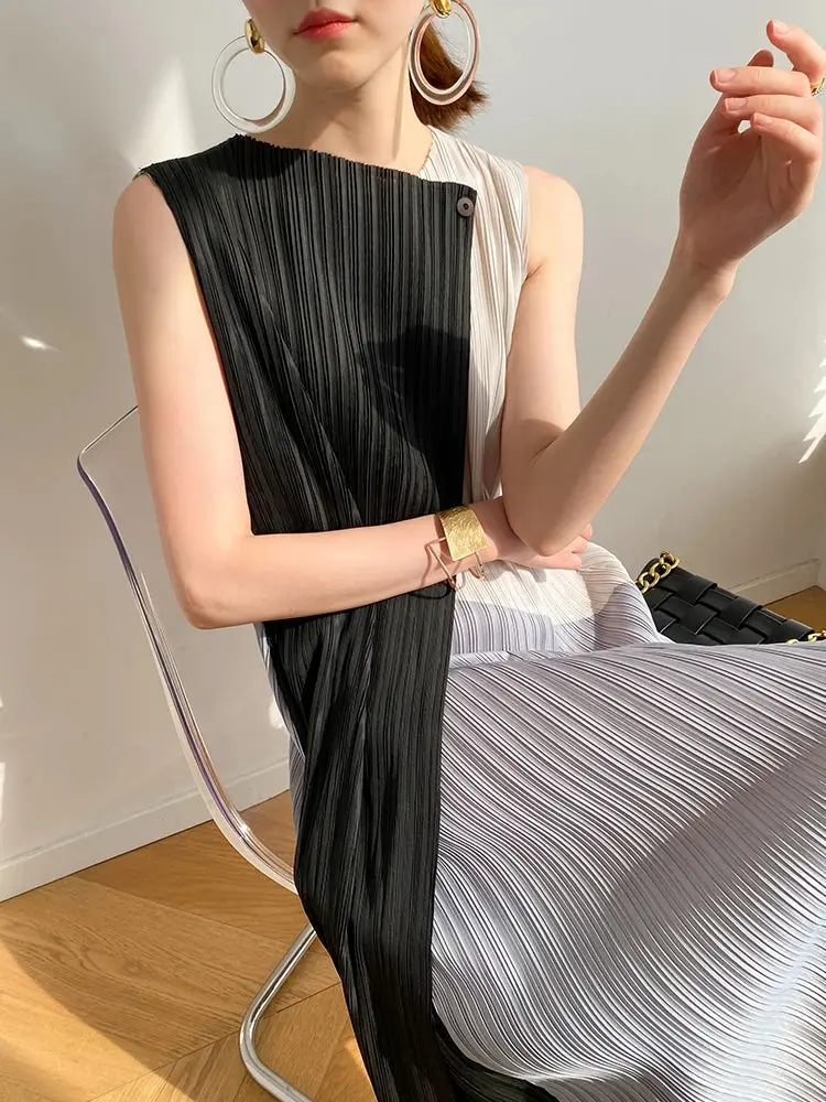 Miyake Pleated Contrast Dress Women Summer Sleeveless Button Dress Korean Fashion Elegant Designer Aesthetic Clothes
