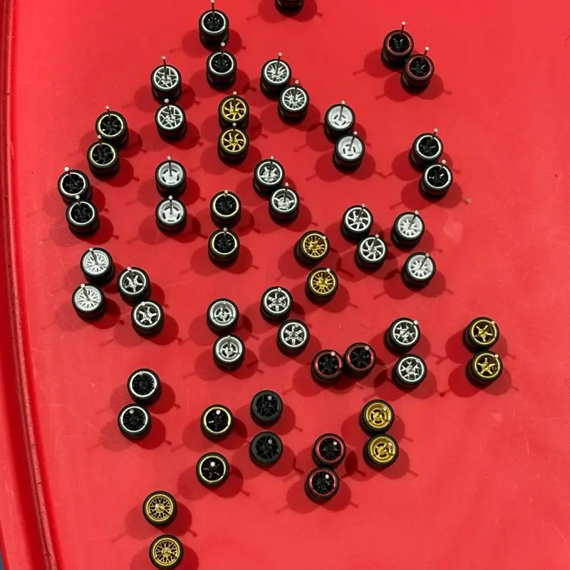 1:64 scale Diecast Rubber wheels (6 car Set )