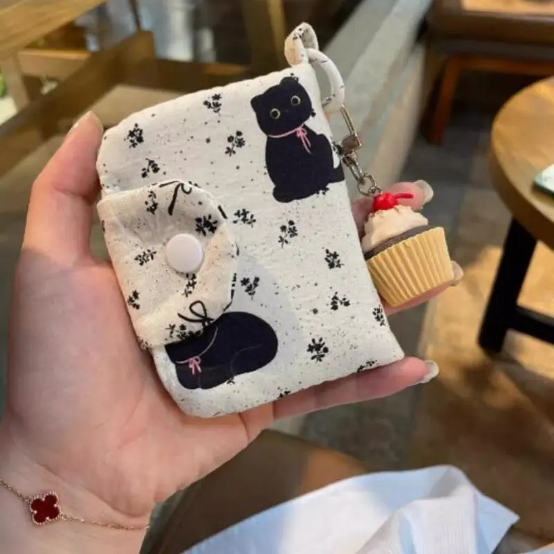 D with pendant