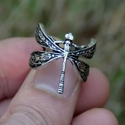 Women's Elegant Dragonfly, Wedding Party Jewelry Gift, Trendy Accessory for Special Occasions, Elegant Fashion Rings