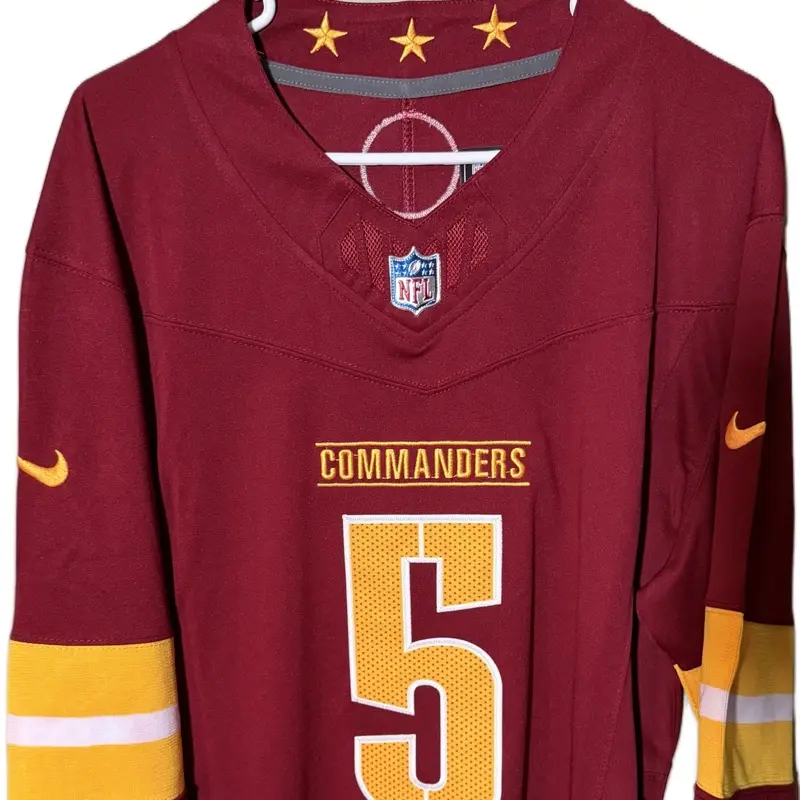 Jayden Daniel’s Commanders Jersey XL
