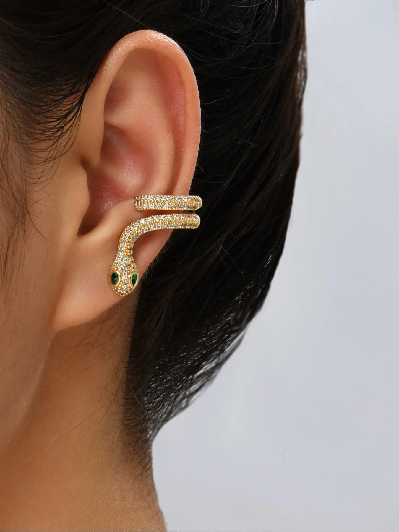 18K Gold-Plated Snake-Shaped Earrings with Micro-Set Zirconia – Perfect for Women's Everyday Wear, Parties, and Gatherings, Versatile Earrings