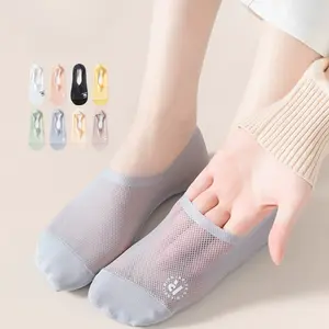 Women’s No Show Socks Invisible Liner Socks, Low Cut Non Slip Breathable Mesh Socks with Silicone Heel Grip and Cotton Sole for Flats Loafers Sneakers Womenswear Comic Comic