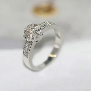 Rings For Women Unique Snowflake Cubic Zirconia Flower Silver Color Wedding Engagement Ring Gift Fashion Jewelry R529