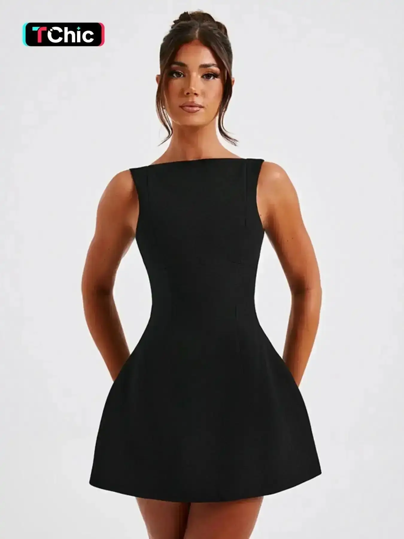 Women's Basic Solid Backless Boat Neck Tank A-line Dress, Street Fashion Casual Sleeveless Short Dress for Daily Outdoor Wear, Ladies Dress for Summer, Teacup Dress, Womenswear Party Chic Elegant Modern