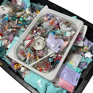 Mixed DIY - Customizable DIY Project with Various Designs and Materials