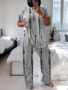Trendy 2025 Plus Size Women's Casual Style Set - Tie-Dye Gray Splattered Ink Stripes Crew Neck Short Top And Stretchy Pants , Soft Comfy Casual Set, Trendy Black White Streetwear | TikTok Fashion Must-Have Fabric Shortsleeve Crewneck Loungewear