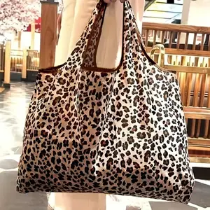 Fashion Leopard Print Handbag, Durable Polyester Large Capacity, Spacious Shopping Space, Easy Fold Design, Ideal for Daily Use, Travel, Work, Fashionable Shopping Bag