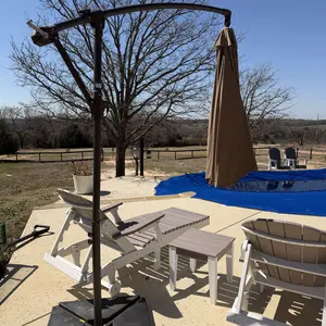 【With Base】10ft Offset Outdoor Patio Umbrella with Base, Easy Tilt & Crank, Adjustable Polyester Shade for Garden, Backyard, Poolside