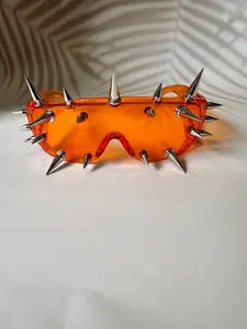 Unisex Punk Style Geometric Spiked Design Sunglasses, Fixed Rivet Design, PC Frame, Perfect for Special Holidays & Concerts, Unique Look